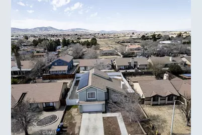 38633 Angele Trumpet Court, Palmdale, CA 93550 - Photo 16
