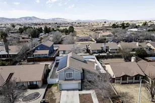38633 Angele Trumpet Ct, Palmdale, CA 93550 - Photo 16