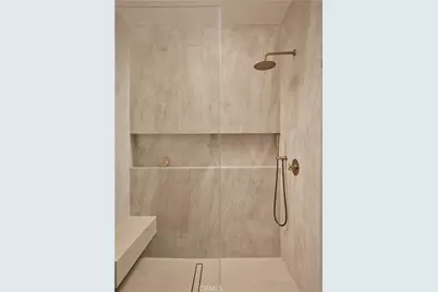 13024 Bloomfield Street, Studio City, CA 91604 - Photo 18