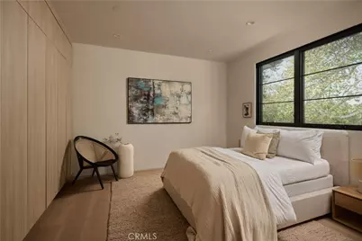 13024 Bloomfield Street, Studio City, CA 91604 - Photo 30