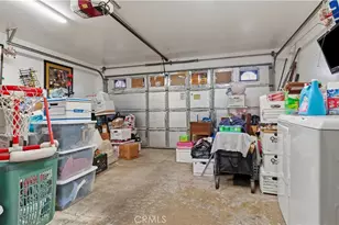 8838 Murietta, Panorama City, CA 91402 - Photo 32