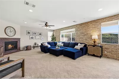 29105 N West Hills, Valencia, CA 91354 - Photo 4