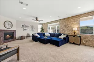 29105 N West Hills, Valencia, CA 91354 - Photo 4