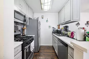 8601 International Ave, Canoga Park, CA 91304 - Photo 2