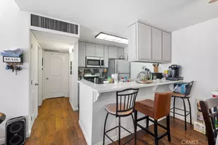 8601 International Ave, Canoga Park, CA 91304 - Photo 8