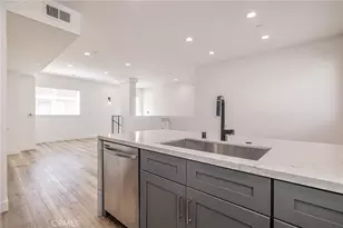 14662 W Sara Ln, Panorama City, CA 91402 - Photo 20