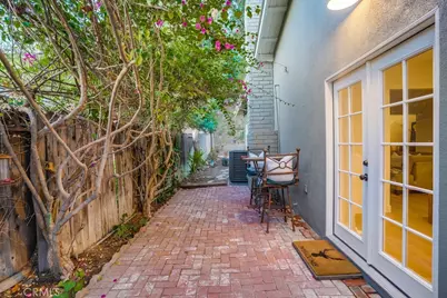 20619 Martha, Woodland Hills, CA 91367 - Photo 60