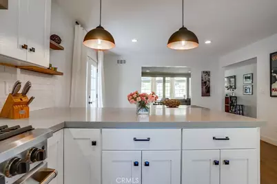 20619 Martha, Woodland Hills, CA 91367 - Photo 14