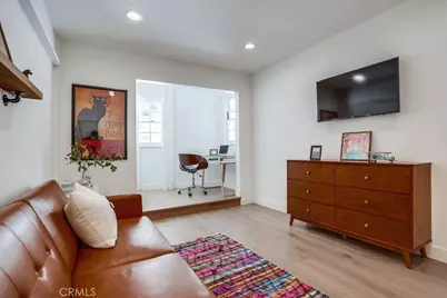 20619 Martha, Woodland Hills, CA 91367 - Photo 40