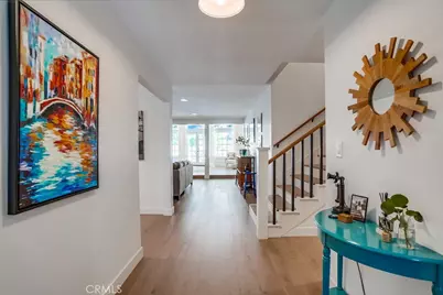 20619 Martha, Woodland Hills, CA 91367 - Photo 6