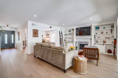 20619 Martha, Woodland Hills, CA 91367 - Photo 24