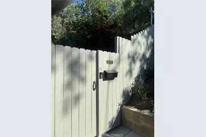 20619 Martha, Woodland Hills, CA 91367 - Photo 70