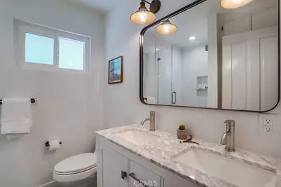 20619 Martha, Woodland Hills, CA 91367 - Photo 56