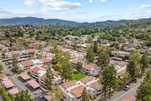 25027 Peachland Ave, Newhall, CA 91321 - Photo 14