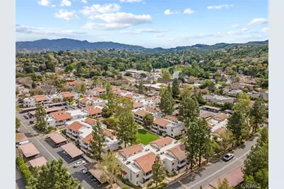 25019 Peachland Avenue #137, Newhall, CA 91321 - Photo 16