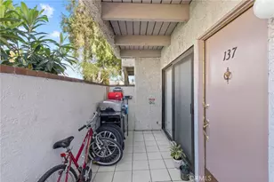 25019 Peachland Ave, Newhall, CA 91321 - Photo 2