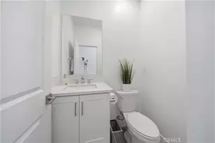 27516 Golden Currant Pl, Valencia, CA 91381 - Photo 50