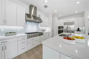 27516 Golden Currant Pl, Valencia, CA 91381 - Photo 10