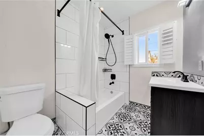 12145 Hatteras, Valley Village, CA 91607 - Photo 16