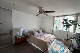 10747 Wilshire, Los Angeles, CA 90024 - Photo 16