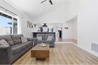 2019 N Hietter, Simi Valley, CA 93063 - Photo 6