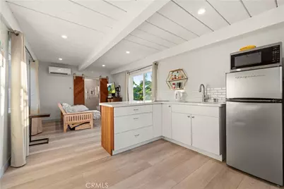 186 N Kalorama, Ventura, CA 93001 - Photo 68