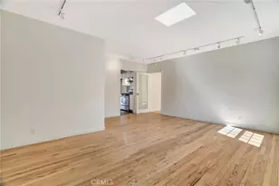 17329 Burbank Blvd, Encino, CA 91316 - Photo 18