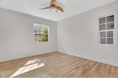 17329 Burbank Boulevard, Encino, CA 91316 - Photo 28