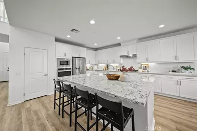 18731 Big Cedar, Canyon Country, CA 91387 - Photo 6