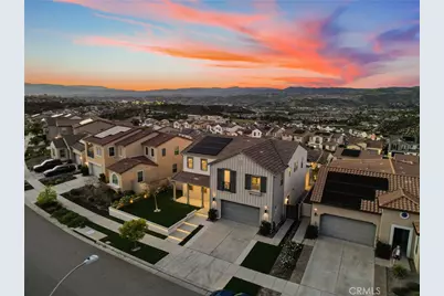 18731 Big Cedar, Canyon Country, CA 91387 - Photo 2
