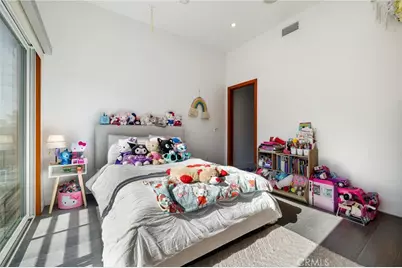 4189 S Cloverdale Avenue, Los Angeles, CA 90008 - Photo 50