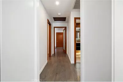 4189 S Cloverdale Avenue, Los Angeles, CA 90008 - Photo 34