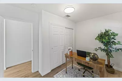 17008 Hartland St, Lake Balboa, CA 91406 - Photo 26