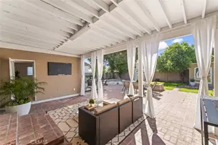 17008 Hartland St, Lake Balboa, CA 91406 - Photo 30