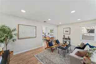17008 Hartland St, Lake Balboa, CA 91406 - Photo 4