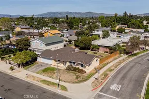 15901 Community, North Hills, CA 91343 - Photo 2