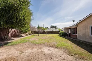 15901 Community, North Hills, CA 91343 - Photo 20