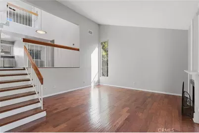 6121 Shoup Avenue #23, Woodland Hills, CA 91367 - Photo 4