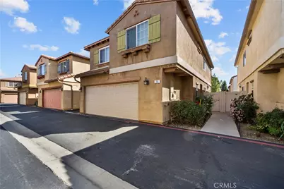 9427 Lemona Avenue #15, North Hills, CA 91343 - Photo 4