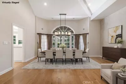 4525 Vista De Oro Avenue, Woodland Hills, CA 91364 - Photo 4