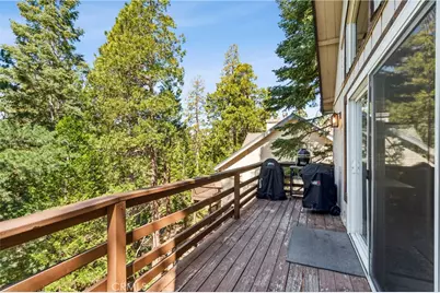 460 Pioneer Road, Lake Arrowhead, CA 92352 - Photo 36