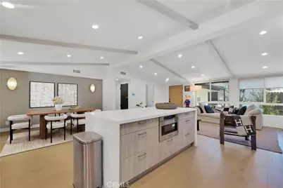 4941 Rigoletto Street, Woodland Hills, CA 91364 - Photo 2