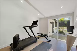 4941 Rigoletto St, Woodland Hills, CA 91364 - Photo 22