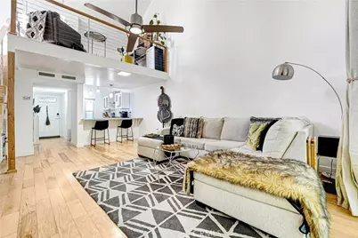 7050 Shoup Avenue, Canoga Park, CA 91303 - Photo 12