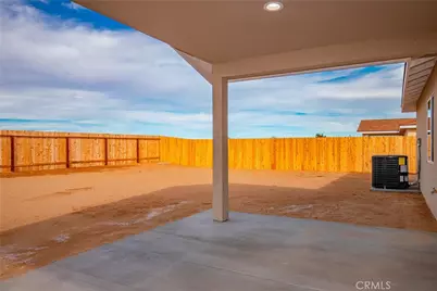 8213 Peach Avenue, California City, CA 93505 - Photo 6