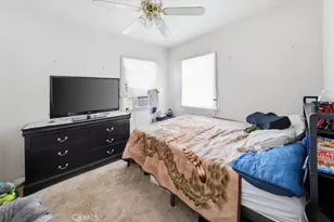 10451 Tujunga Canyon Blvd, Tujunga, CA 91042 - Photo 34