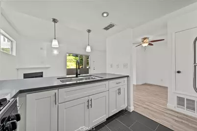 18209 Sierra Highway #78, Canyon Country, CA 91351 - Photo 10