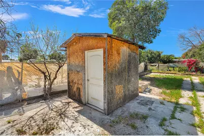 974 Western, San Bernardino, CA 92411 - Photo 34