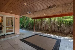 21904 Galvez, Woodland Hills, CA 91364 - Photo 28