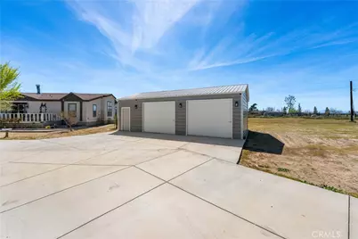 9890 Sue Ave, Rosamond, CA 93560 - Photo 52
